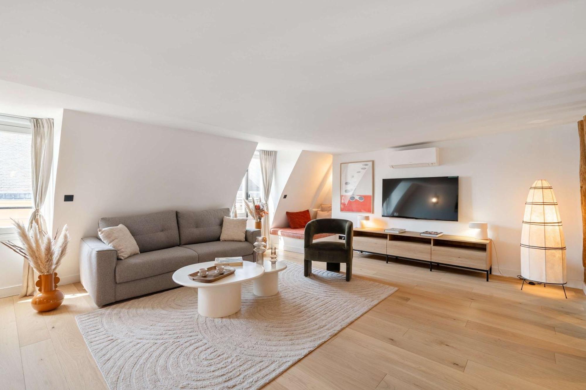 Apartment Spacious & Luxurious Paris
